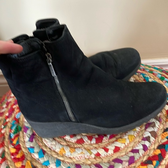 THE FLEXX Black Leather Wedges Ankle Boots - Picture 2 of 6